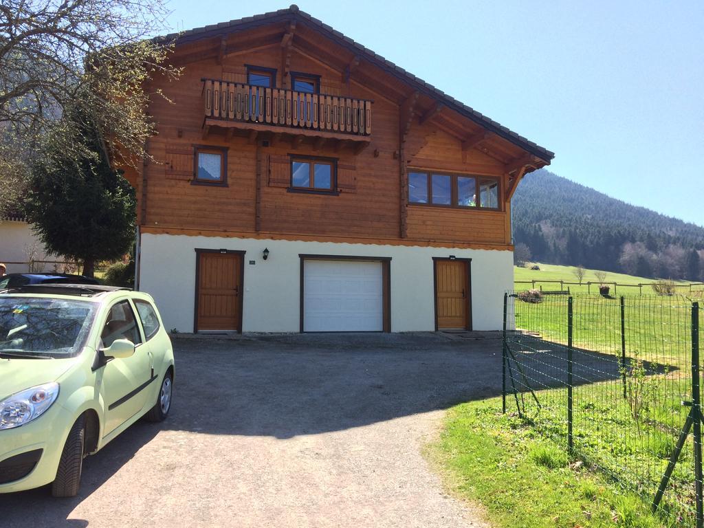 Entre Lac Et Montagnes Bernex Kültér fotó